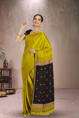 Green Maheshwari Silk Cotton Saree 10075264