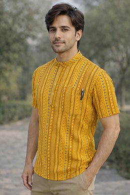 Ajrakh Cotton Men's Short Kurta With Slim-Fit Design & Front Pocket 10076899