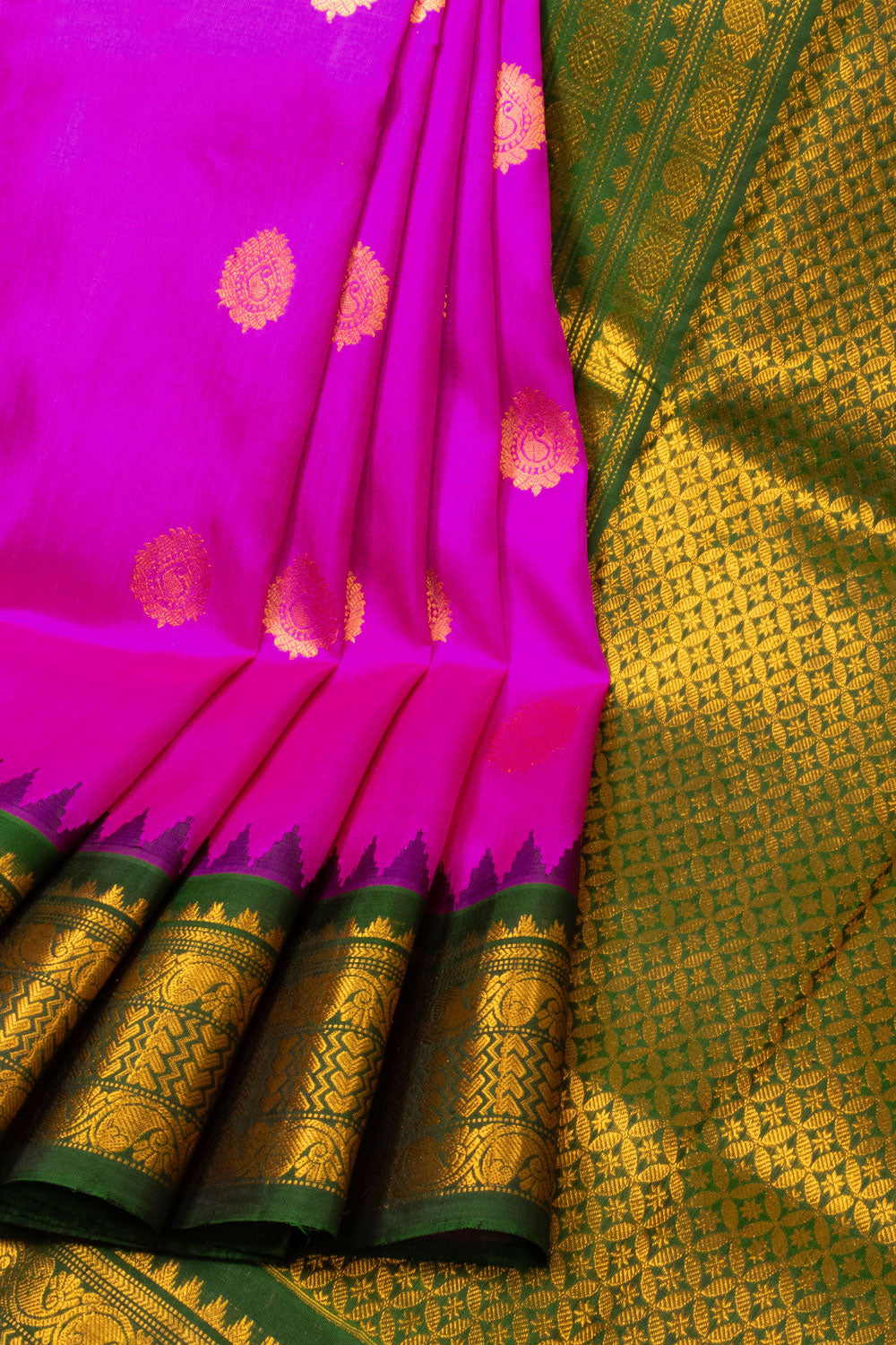 Purple Handloom Gadwal Silk Saree - Avishya