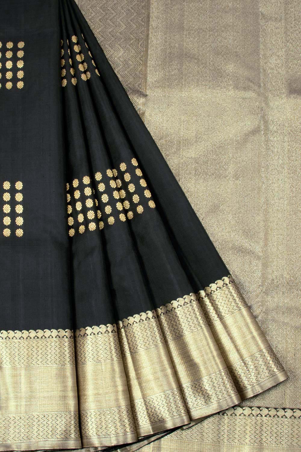 Black Pure Zari Kanjivaram Silk Saree 10063132