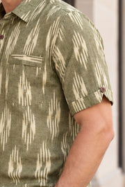 Light Green Half Sleeve Handloom Ikat Cotton Men's Shirt 10077853
