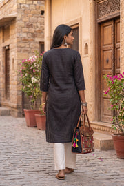 Black Handcrafted Solid Style Cotton Kurta 10077441