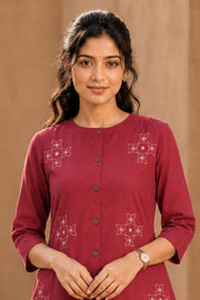 Maroon Hand Embroidered Cotton Kurta 10077661