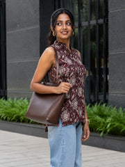 Brown Handblock Printed Women Sleevless Shirt 10077195