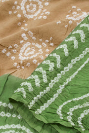 Cream Handcrafted Bandhani Mulmul Cotton Saree 10062536