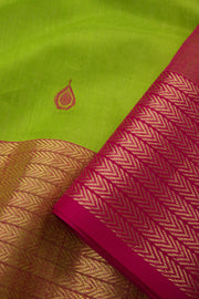 Parrot Green Handloom Maheswari Saree 10062914