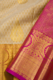 Cream Pure Zari Jacquard Kanjivaram Silk Saree 10063080
