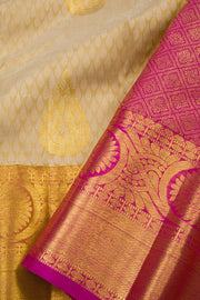 Cream Pure Zari Jacquard Kanjivaram Silk Saree 10063080