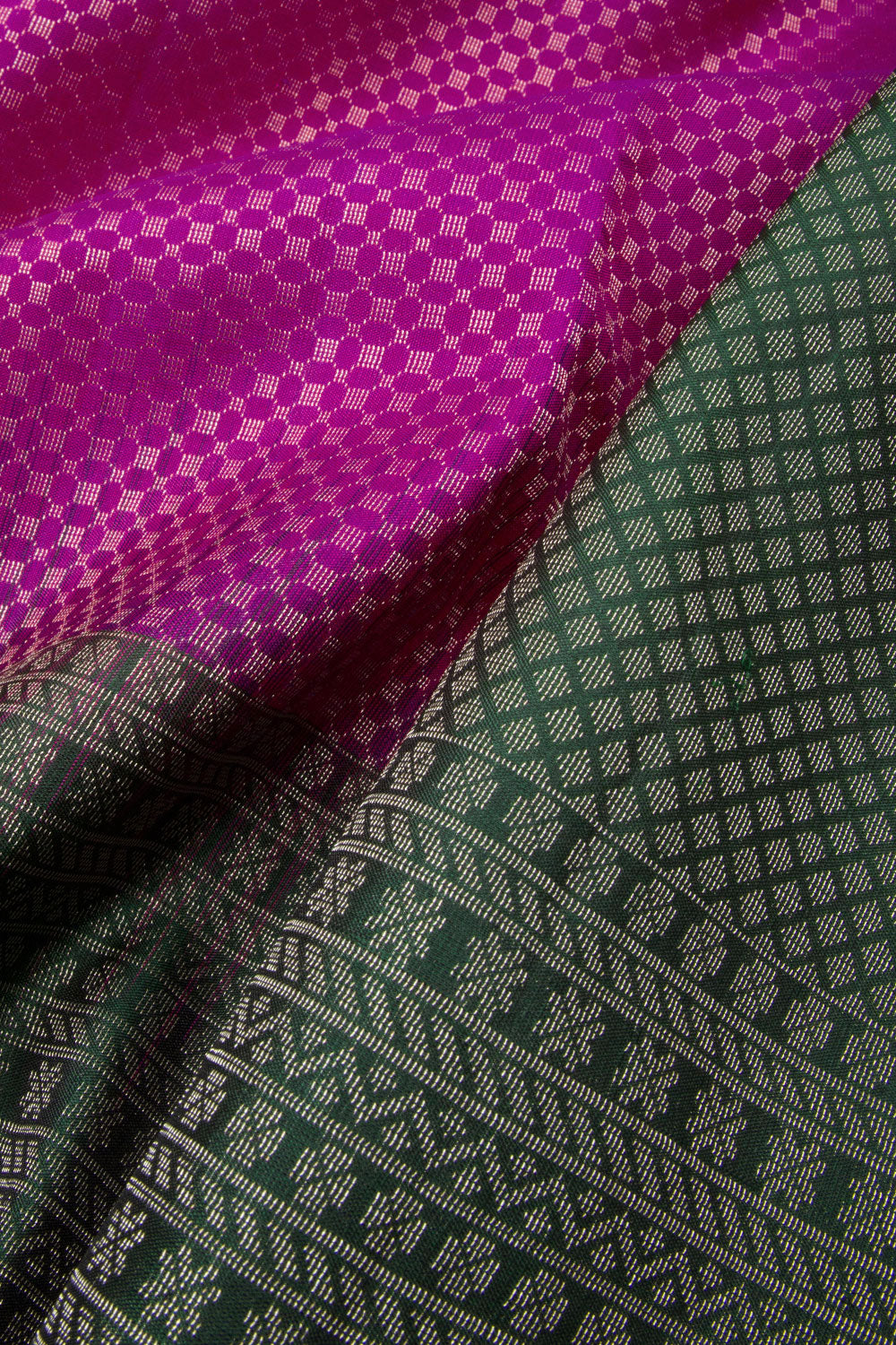 Megenta Handloom Kanjivaram Soft Silk Saree 10063265