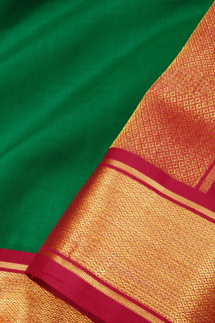 Green 9 Yards Pure Zari Kanjivaram silk saree 10063389
