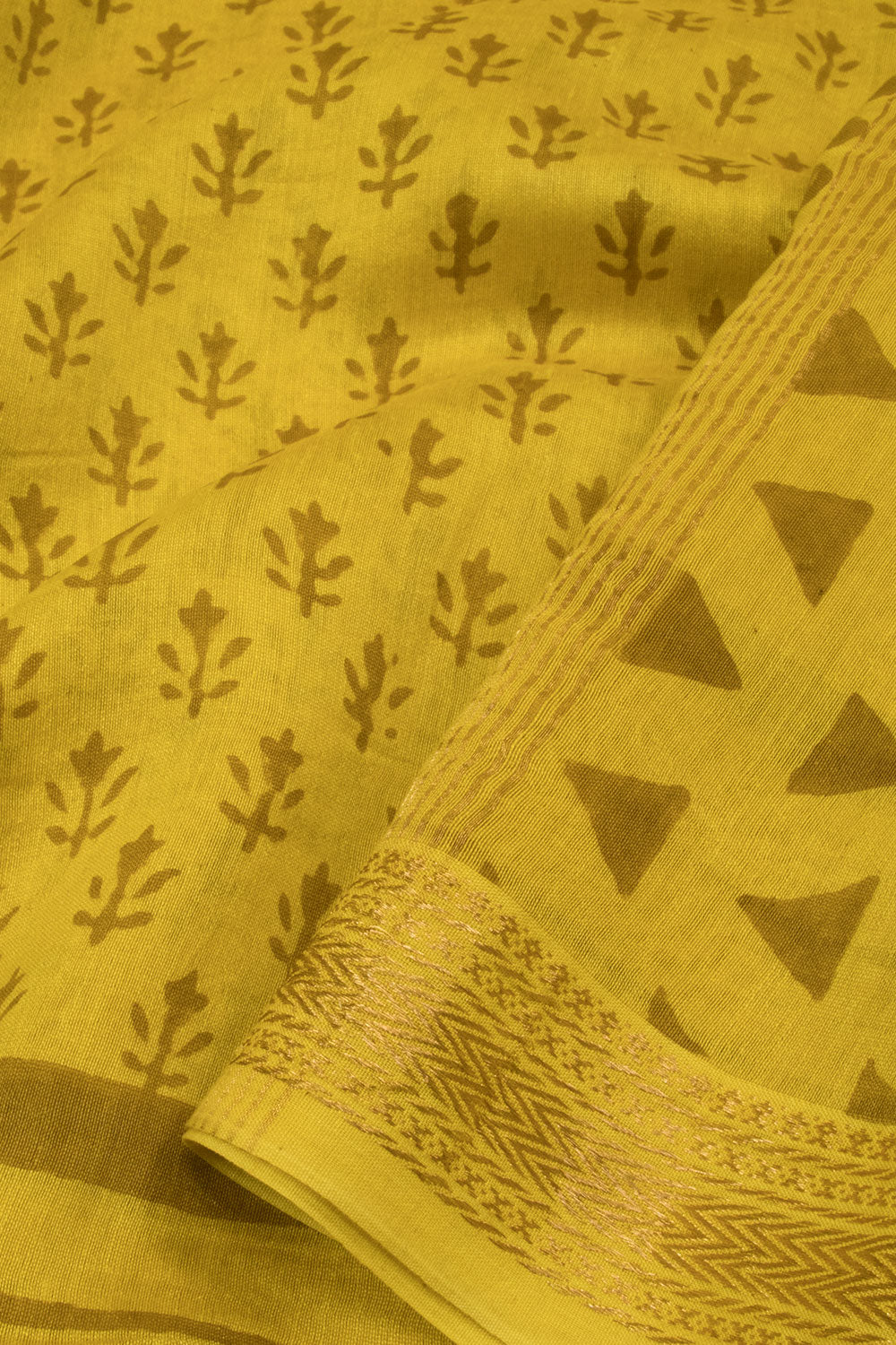 Yellow Akola Dabu Printed Saree - Avishya