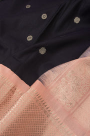 Black with Peach Handloom Gadwal Kuttu Silk Saree - Avishya