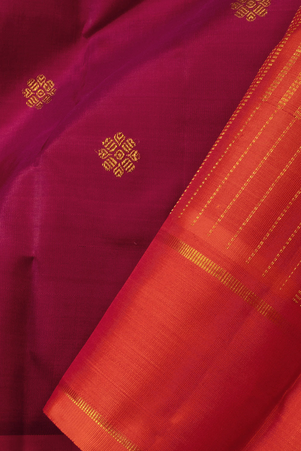 Magenta Handloom Kanjivaram Silk Saree - Avishya