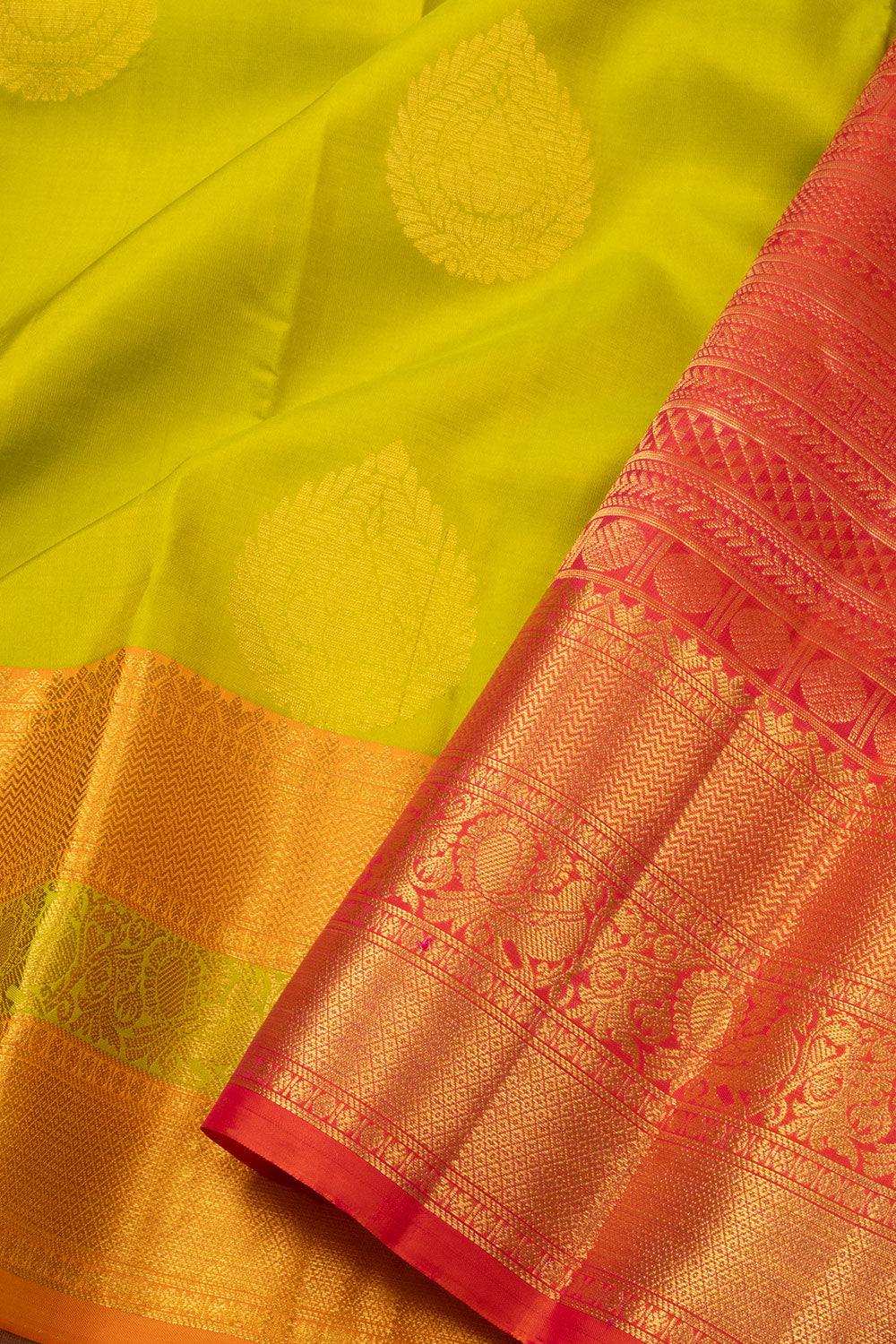 Green Handloom Kanjivaram Soft Silk Saree - Avishya