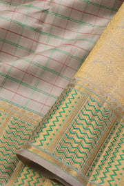 Moss Green Handloom Kanjivaram silk saree  - Avishya