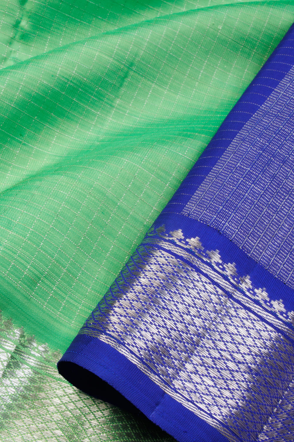 Emerald Green Handloom Kanjivaram silk saree - Avishya