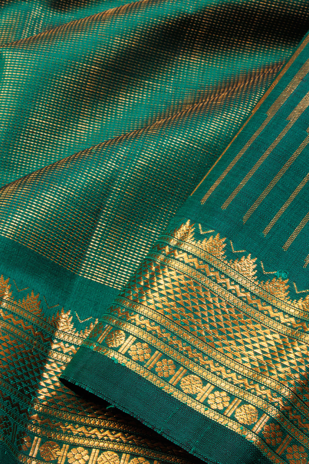 Castleton Green Handloom Kanjivaram silk saree - Avishya