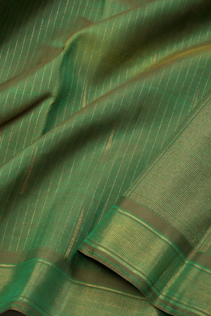 Hunter green Handloom Kanjivaram silk saree - Avishya