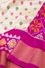 Off White Handloom Pochampally Ikat Silk Saree 10067938