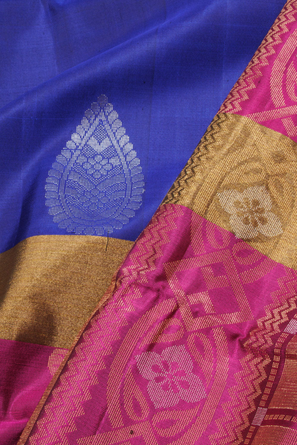 Royal blue Kanjivaram Soft Silk Saree - Avishya