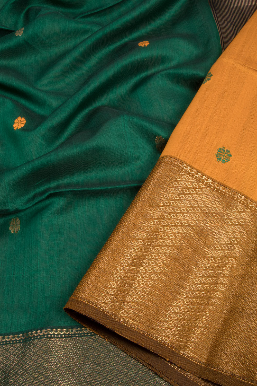 Green Handloom Maheshwari Silk Cotton Saree 10068883 - Avishya