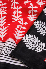 Red Hand Block Printed Cotton Saree 10069079 - Avishya
