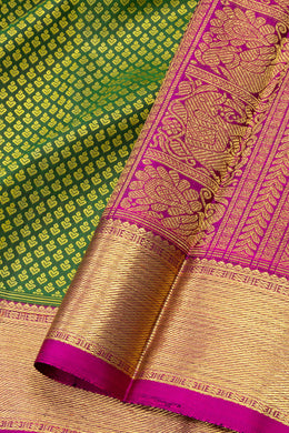 Dark Green Nakashi Kanjivaram Silk Saree 10075526