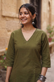 Olive Green Handcrafted Solid Style Embroidered Cotton Kurta 10077418