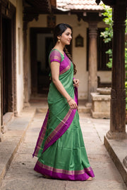 Green Vegan Silk Kanjivaram Saree With Checks Design 10077934