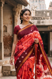 Red and Maroon Tie-Dye Sungudi Cotton Saree 10078015