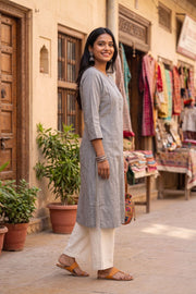 Grey Handcrafted Stripes Kurta 10077469