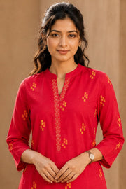 Red Hand Embroidered Cotton Kurta  10077659