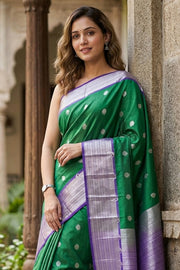 Green Kanjivaram Vegan Silk Saree with Contrast Pallu 10074855