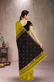 Green Maheshwari Silk Cotton Saree 10075264