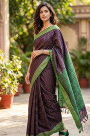 Brown Kanjivaram Vegan Silk Saree With Checks Design 10076316
