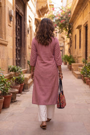Dusty Pink Handcrafted Slub Cotton Kurta 10077431
