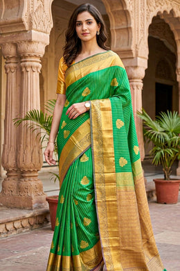 Green Kanjivaram Vegan Silk Saree with Contrast Pallu 10073891