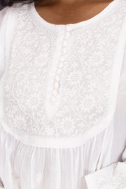 White Chikankari Embroidery Cotton Kurta 10074389