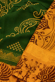 Green Handcrafted Sungudi Cotton Saree 10074927