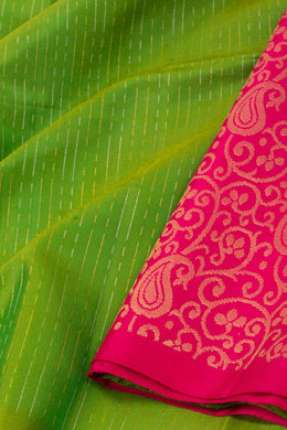 Mango Leaf Green Handloom Borderless Kanjivaram Soft Silk Saree With Geometric Line Butta Design 10076790