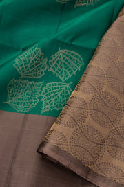 Deep Cyan Green Handloom Kanjivaram Soft Silk Saree With Leaf Motifs Design And Leaf Border 10076795
