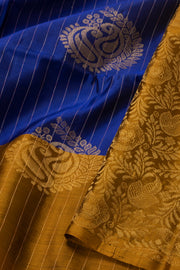 Deep Royal Blue Handloom Kanjivaram Soft Silk Saree With Contrast Border 10076806