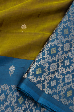 Harvest Olive Green Handloom Kanjivaram Soft Silk Saree With Butta Design And Floral Border 10076814