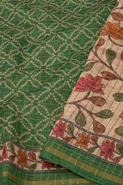 Green Bandhani Print Semi Linen Saree 10077258