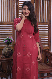 Maroon Hand Embroidered Cotton Kurta 10062689