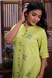 Lime Green Hand Embroidered Cotton Kurta 10062701