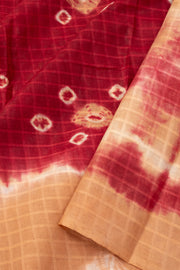 Red Handcrafted Sungudi Cotton Saree 10077102