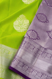 Green Handloom Kanjivaram Vegan Silk Saree with Contrast Pallu 10073866