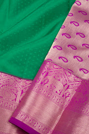 Green Lightweight Fancy Kanjivaram Silk Saree with Contrast Pallu 10074850