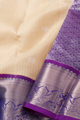 Cream Self Checks Design Kanjivaram Silk Saree 10076049